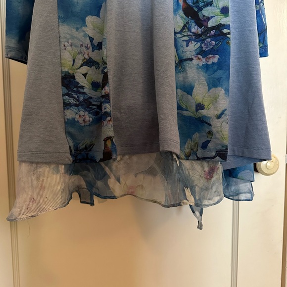 Soft Surroundings Flowers and Birds Draped Cardigan Topper with Hi-Lo hem - Picture 12 of 13